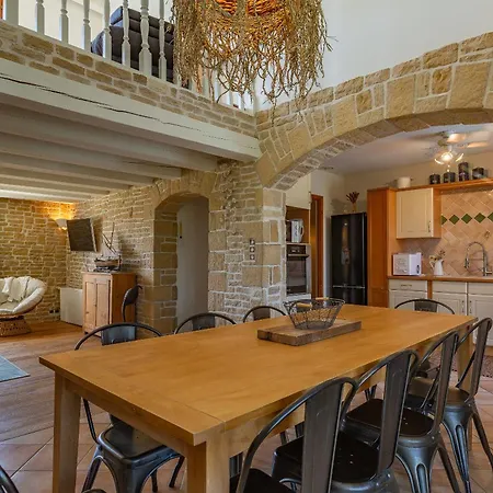 Holiday home Maison Dans La Drome Montelimar