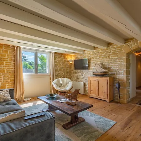 Maison Dans La Drôme Hébergement de vacances Montélimar