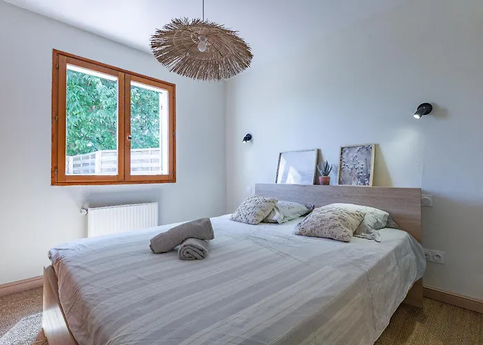 Maison Dans La Drome Holiday home *